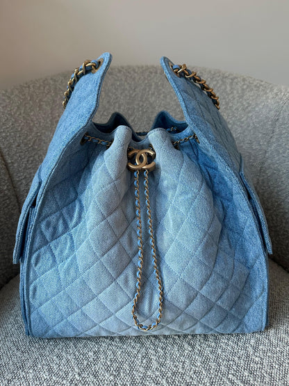 Chanel 25 Medium Handbag Hobo Washed Denim Blue