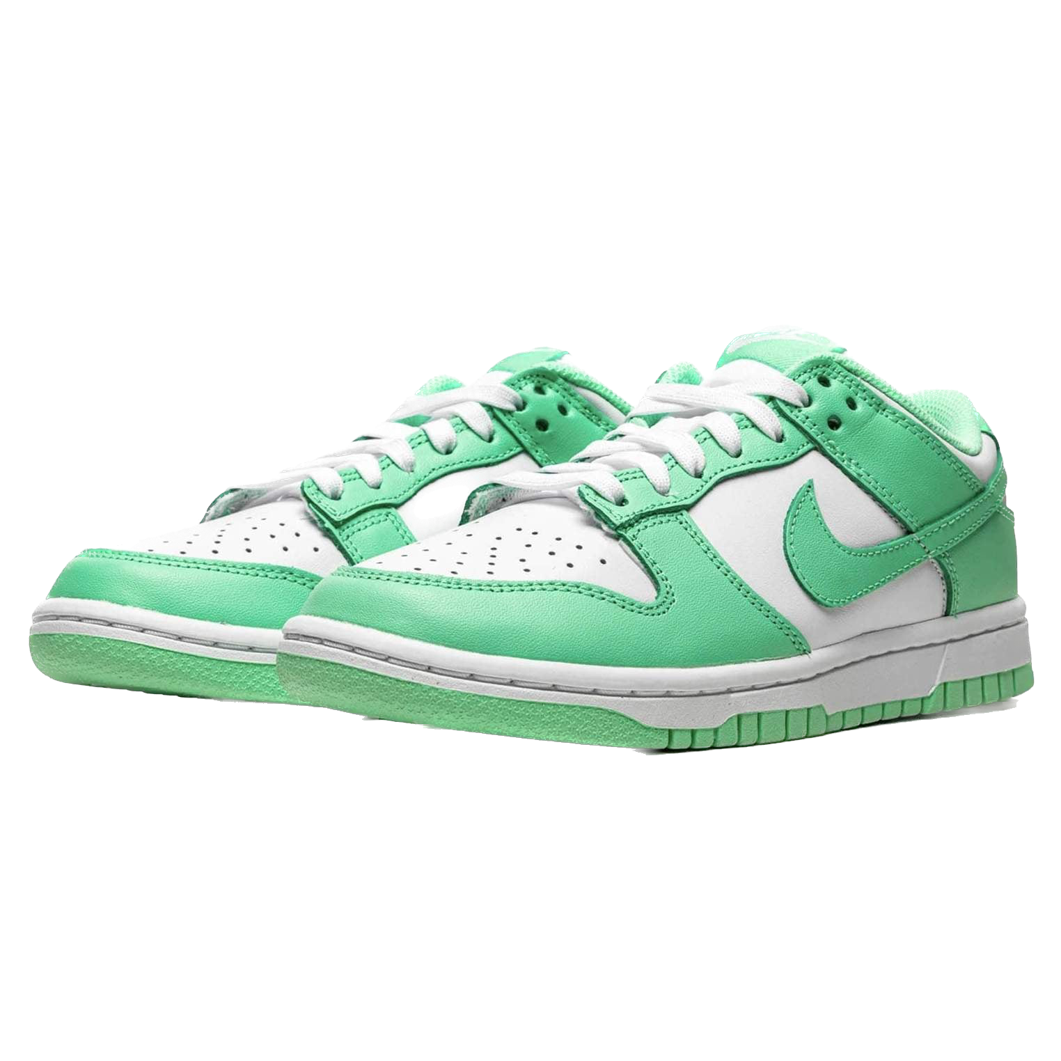 Nike Dunk Low 'Green Glow' (W)