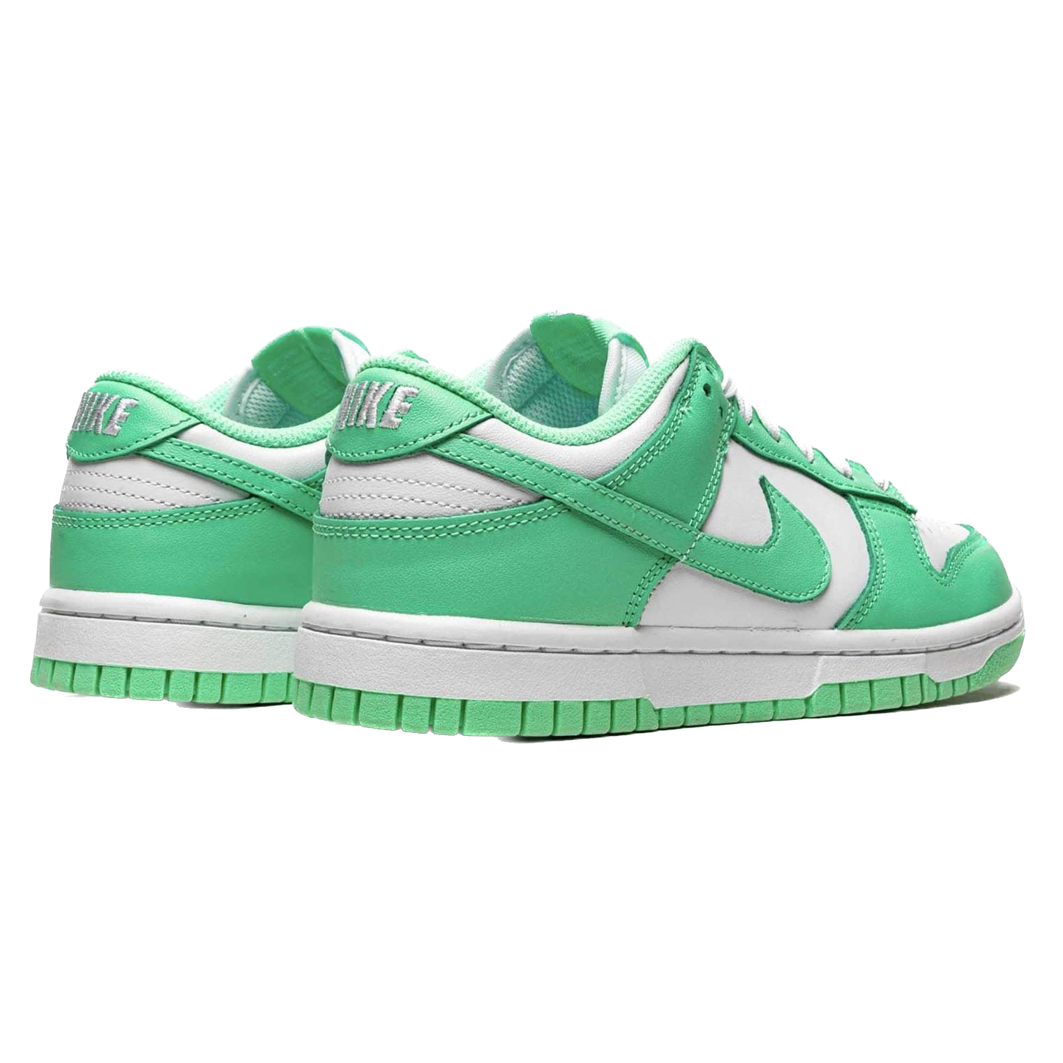 Nike Dunk Low 'Green Glow' (W)